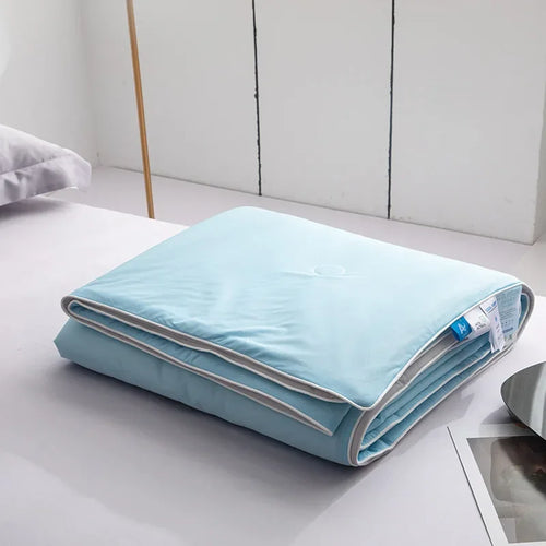 Couette Rafraîchissante en Soie de Glace